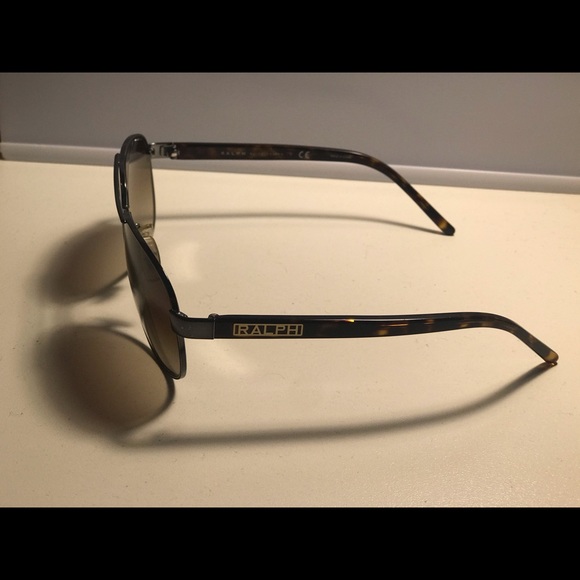 Ralph Lauren Aviator Sunglasses RA4004 - Picture 2 of 3